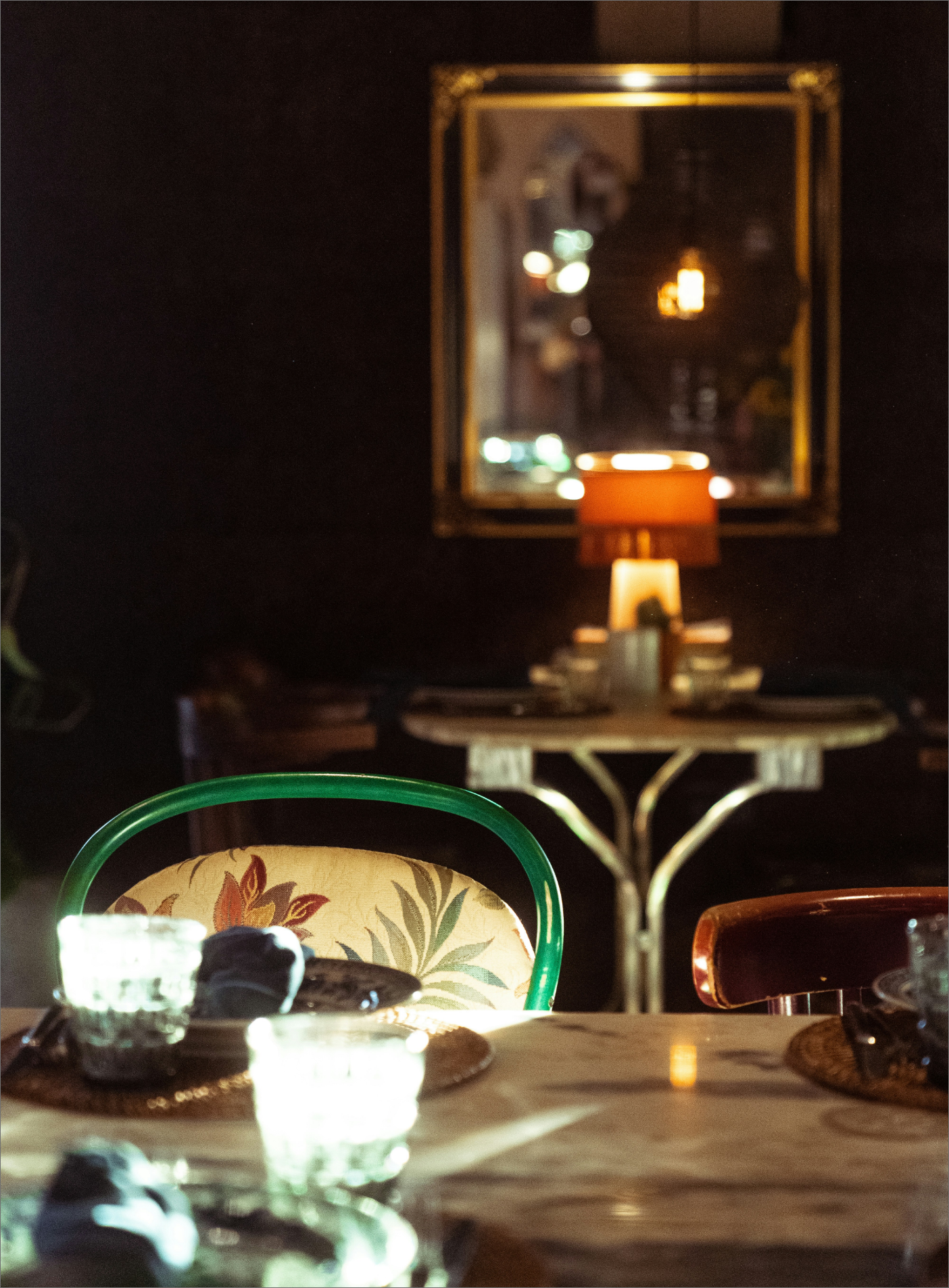 aesthetic lounge shop